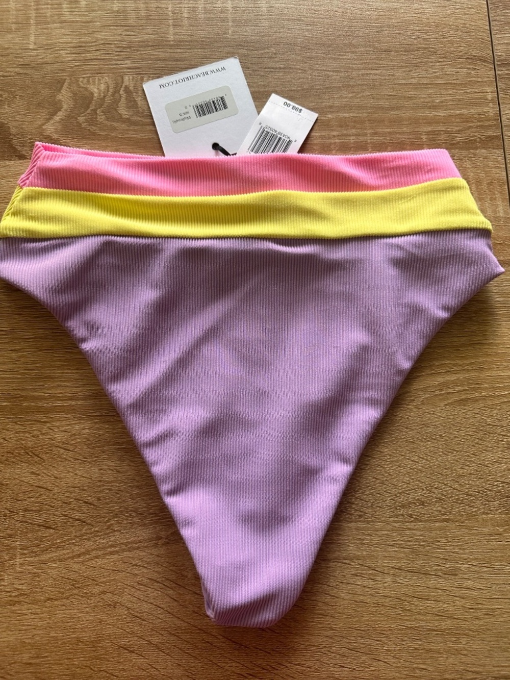 Beach Riot Mackenzie Bikini - Picture 9 of 10